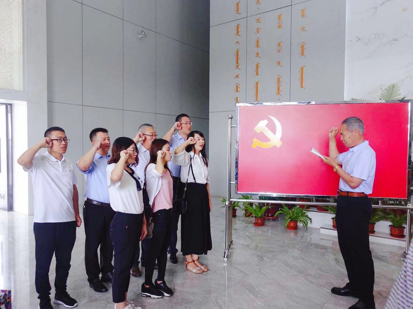 1541405225883344.jpg 微信圖片_20181105160643.jpg