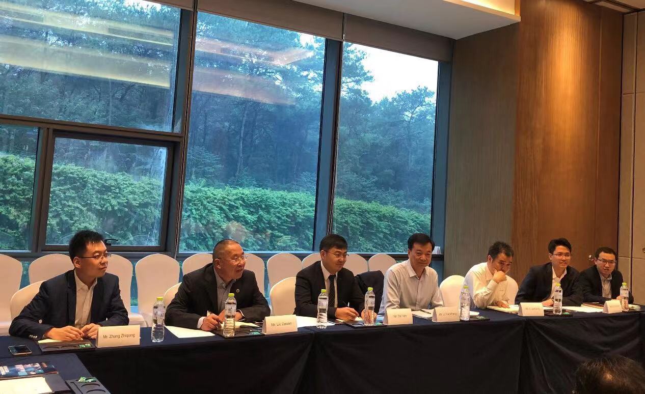 1573803753874375.jpg 5a8b10b2b79b20aeb7e0e587c695ae4.jpg